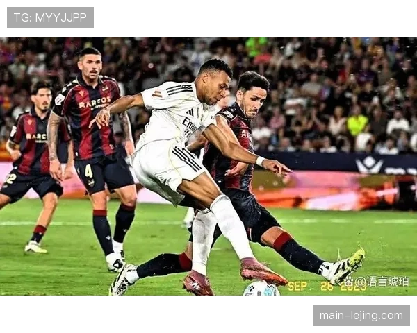 皇马遇强队表现疲软 世俱杯惨败暴露战术适应性问题